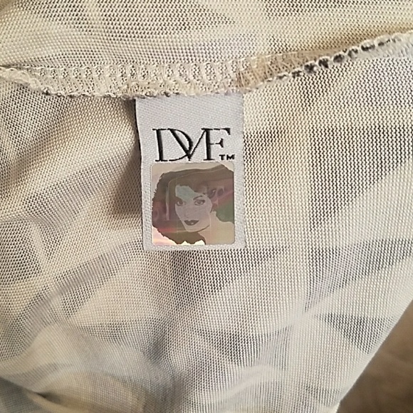 Diane Von Furstenberg "Vanozza" Dress - Picture 4 of 6